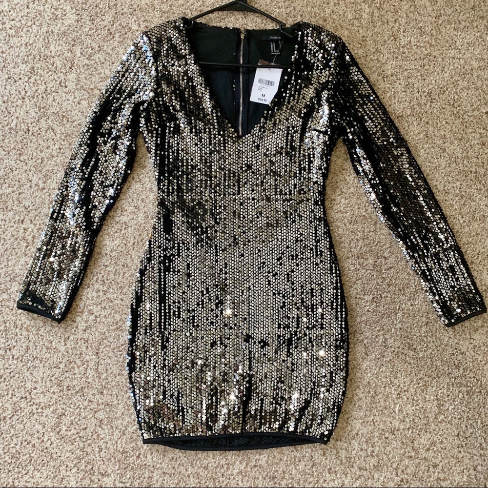 Forever 21 long sleeve sequin dress